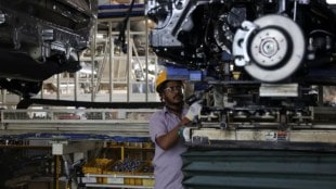 manufacturing, manufacturing PMI, HSBC India, PMI data, export order, India-Pak conflict, US tariff, business conditions, workforce, employment, job creation, order growth