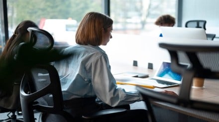 linkedin, jobs, trending news, Internship, job applications