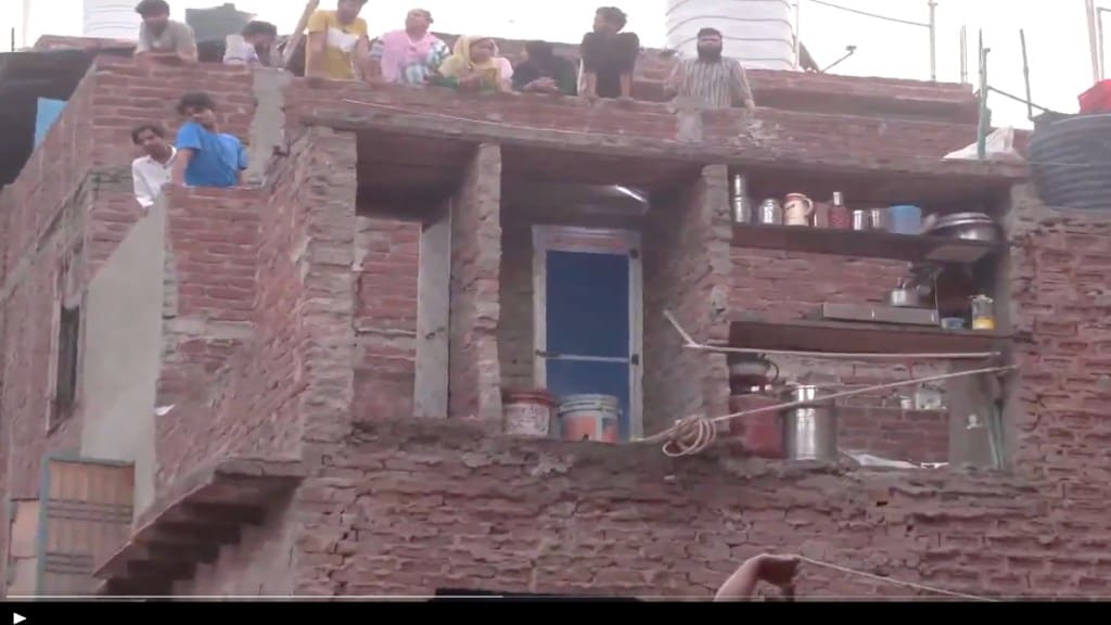 Delhi Mustafabad building collapse