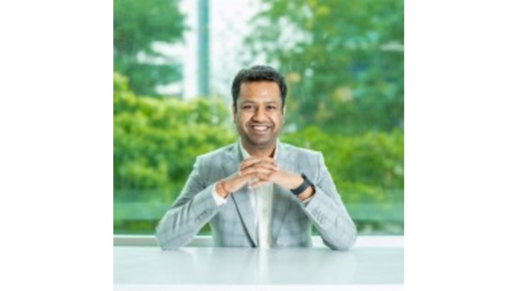 Ashish Singhal group CEO at PeepalCo share a post on Linkedin on how Indian middle class is suffering through the economic crisis. (Image Source: Linkedin) Ashish Singhal group CEO at PeepalCo share a post on Linkedin on how Indian middle class is suffering through the economic crisis. (Image Source: Linkedin)