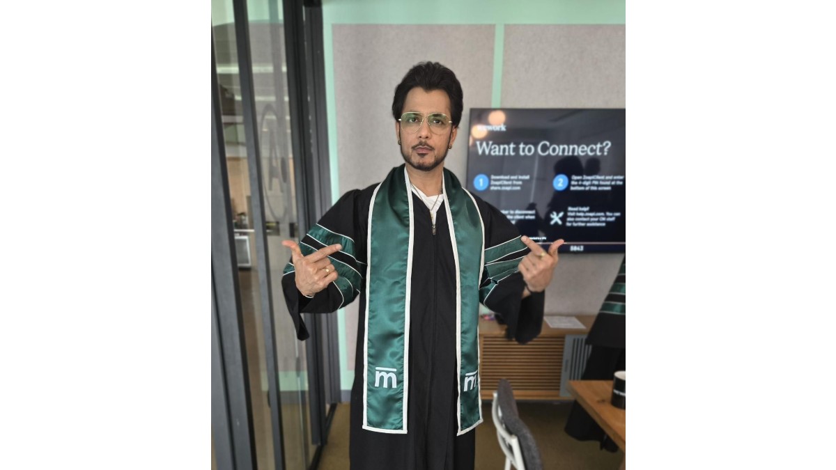 . (Image Source: Linkedin/ Anupam Mittal)