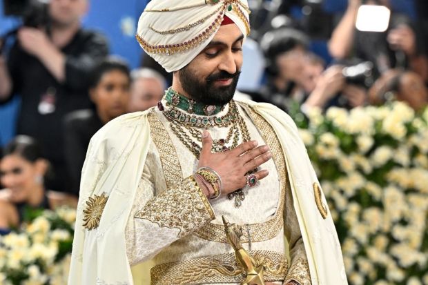 Embracing his Punjabi swagger, Diljit Dosanjh sported a 