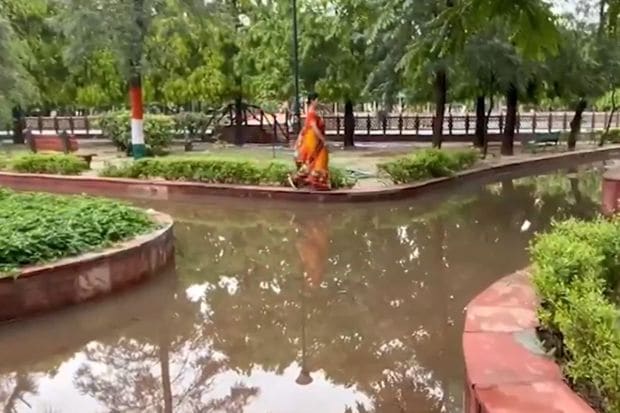 NCR regions like Ghaziabad saw residents walking along park boundaries earlier this morning - disrupting schedules and causing major inconvenience. (Image: IANS)