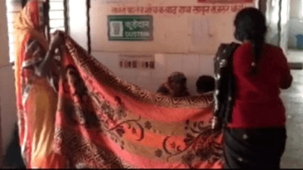 Chief Medical Officer (CMO) Dr Sanjeev Varman, who conducted a spot investigation on Friday, confirmed “gross negligence and incompetence” on the part of the hospital's medical superintendent, Dr Rajesh Kumar. (Representative Image)