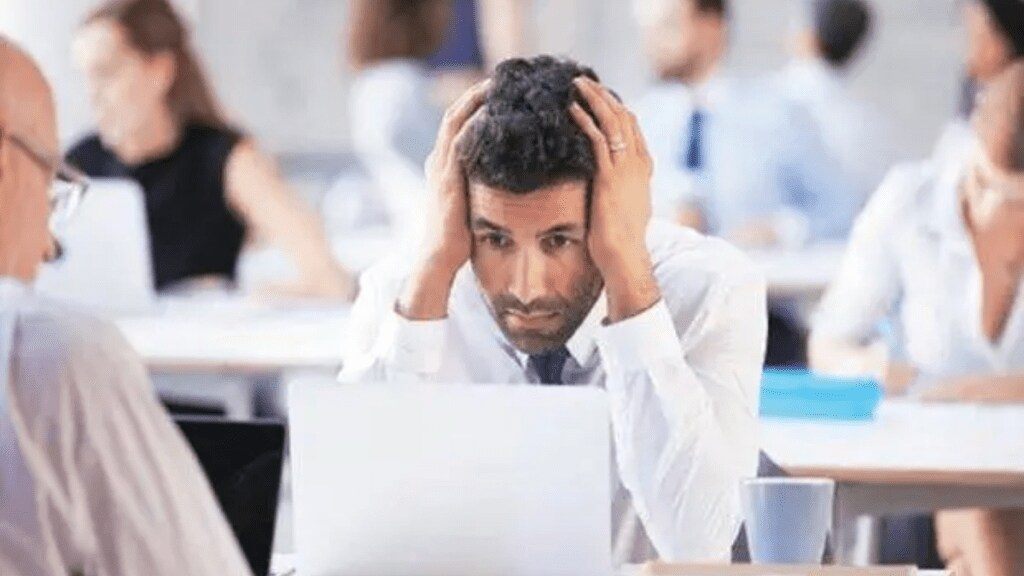 Dailyhunt Premium, and VerSe Collab, the company faces scrutiny following a Deloitte audit that flagged weaknesses in internal financial controls. (Image Source: Twitter)