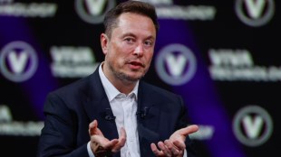 Elon Musk to remain Tesla CEO
