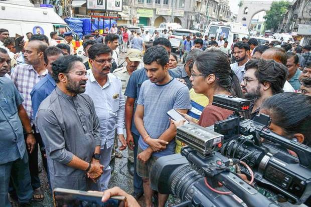 Union Minister for Coal and Mines G Kishan Reddy visits the site where the fire broke out at the Gulzar House near Charminar. (Photo source: ANI)