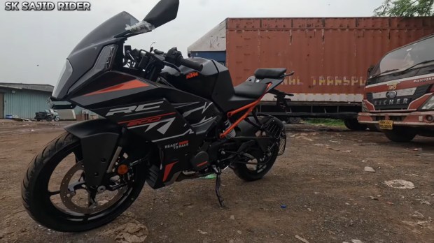 KTM RC200