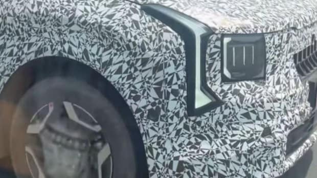 Kia Seltos headlight spied