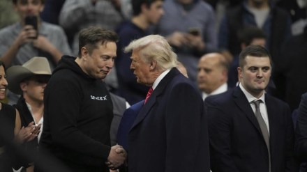 ‘People like Elon Musk now kissing my a**’: Trump’s claims tech titans now seeking favour from him ‘People like Elon Musk now kissing my a**’: Trump’s claims tech titans now seeking favour from him