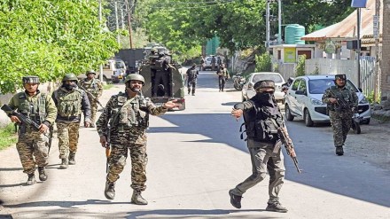 Six terrorists killed in Kashmir Six terrorists killed in Kashmir