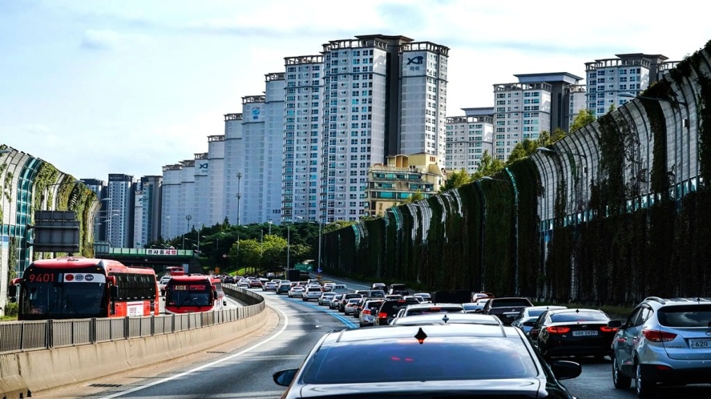 South Korea IT jobs for foreigners, South Korea F2 visa requirements, salary, eligibility, Indians,