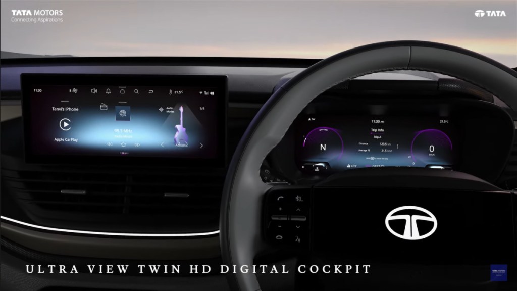 Tata Altroz facelift twin screen
