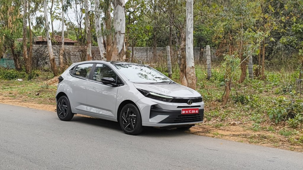 2025 Tata Altroz Facelift Review: First Impression- Price, Features, Variants, Engines, Colors