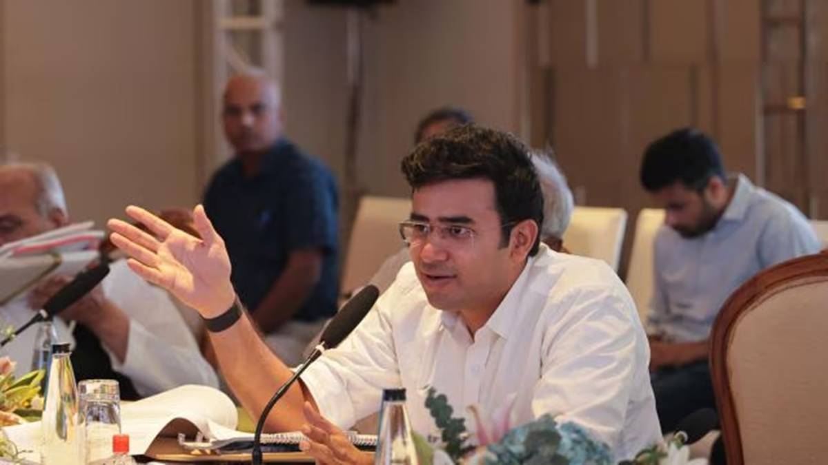 'Forego of your tunnel road fantasy and…': Tejasvi Surya, DK Shivakumar spar online as Bengaluru sinks again 'Forego of your tunnel road fantasy and…': Tejasvi Surya, DK Shivakumar spar online as Bengaluru sinks again