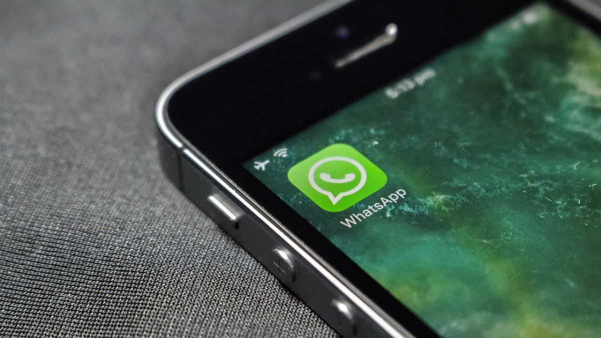 WhatsApp WhatsApp