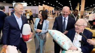 warren buffett, berkshire hathaway, greg abel, greg able ceo and president, world news