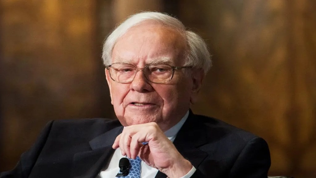 Warren Buffett, largest holdings, Top Holdings, stock portfolio, cash position Warren Buffett, largest holdings, Top Holdings, stock portfolio, cash position