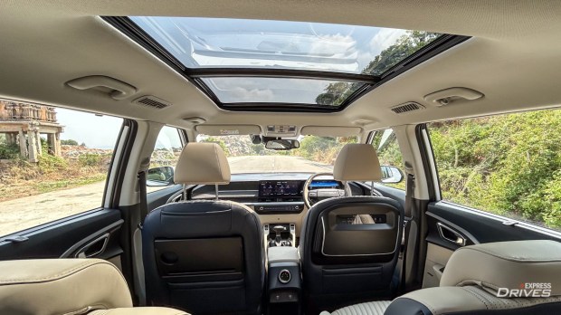 2025 Kia Carens Clavis Review