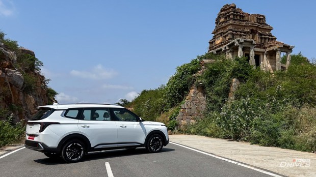 2025 Kia Carens Clavis Review