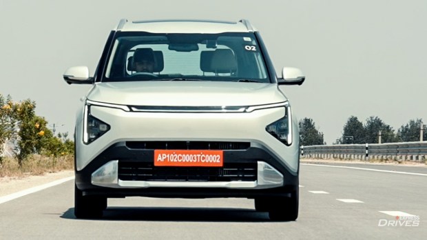 2025 Kia Carens Clavis Review