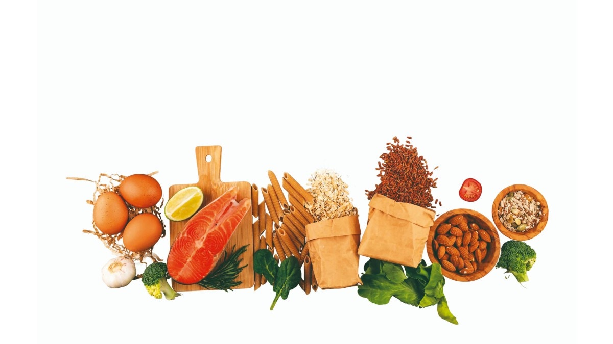 While protein often dominates diet discussions for fitness and weight loss, fibre is equally crucial for fullness, digestion, and overall health. (Image Source: FE)
