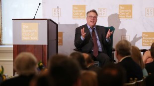 Fed officials react cautiously to US markets downgrade