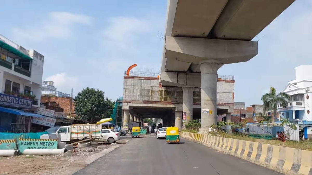 Kanpur Metro: The underground section of the metro was being developed jointly by Sam India and Gulermak. Gulermak subcontracted the work to 53 firms.