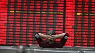 Pakistan stock market crash, KSE-100 index fall, PSX plunges 6500 points