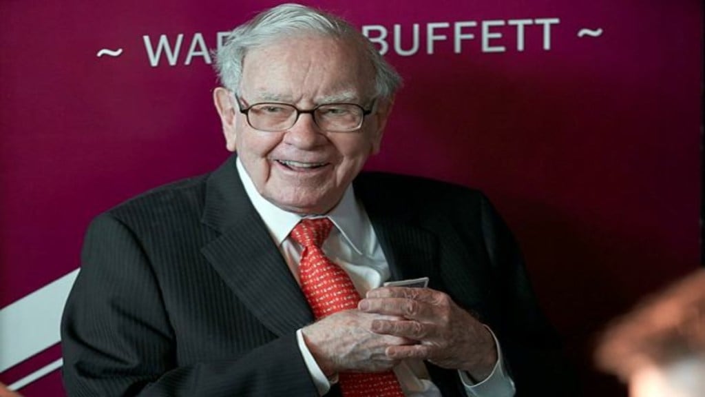 Warren Buffett on DOGE as he warns for growing US fiscal deficit Warren Buffett on DOGE as he warns for growing US fiscal deficit