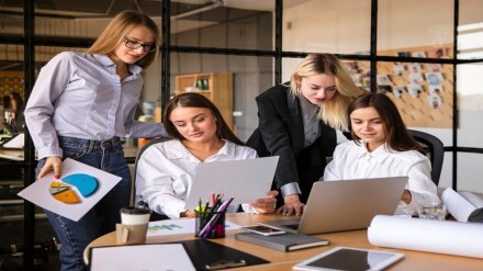 jobs, career, hiring, women, workforce, women workforce, job applications