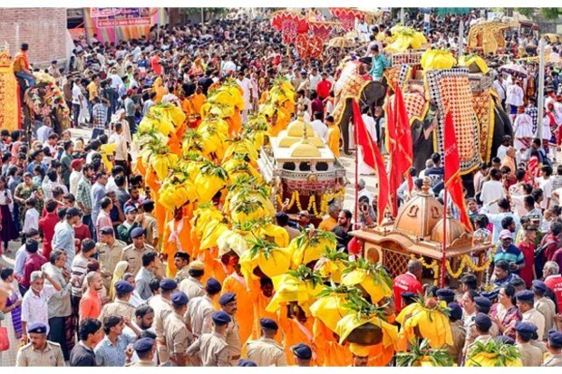 People are taking part in the Jal Yatra procession of Lord Jagannath at the Sabarmati riverfront in Ahmedabad, on Wednesday, June 11, 2025. (Image Source: PTI)