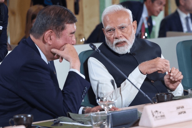 PM Modi in talks with Japan’s PM Shigeru Ishiba at G7 Summit in Canada; both reaffirmed their commitment to strengthening India–Japan partnership across key sectors. (Photo Source - X)