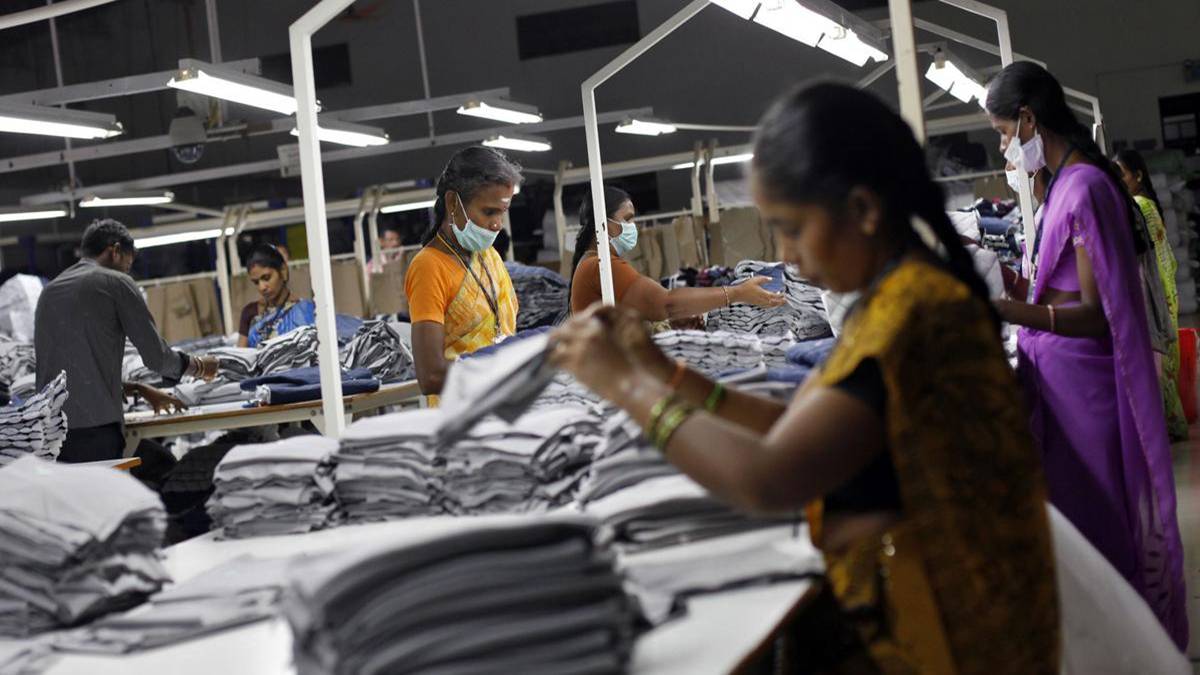 Andhra govt slammed for extending working hours