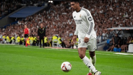 Real Madrid’s star midfielder Jude Bellingham did not shy away from expressing his disappointment with the pitch’s quality. 