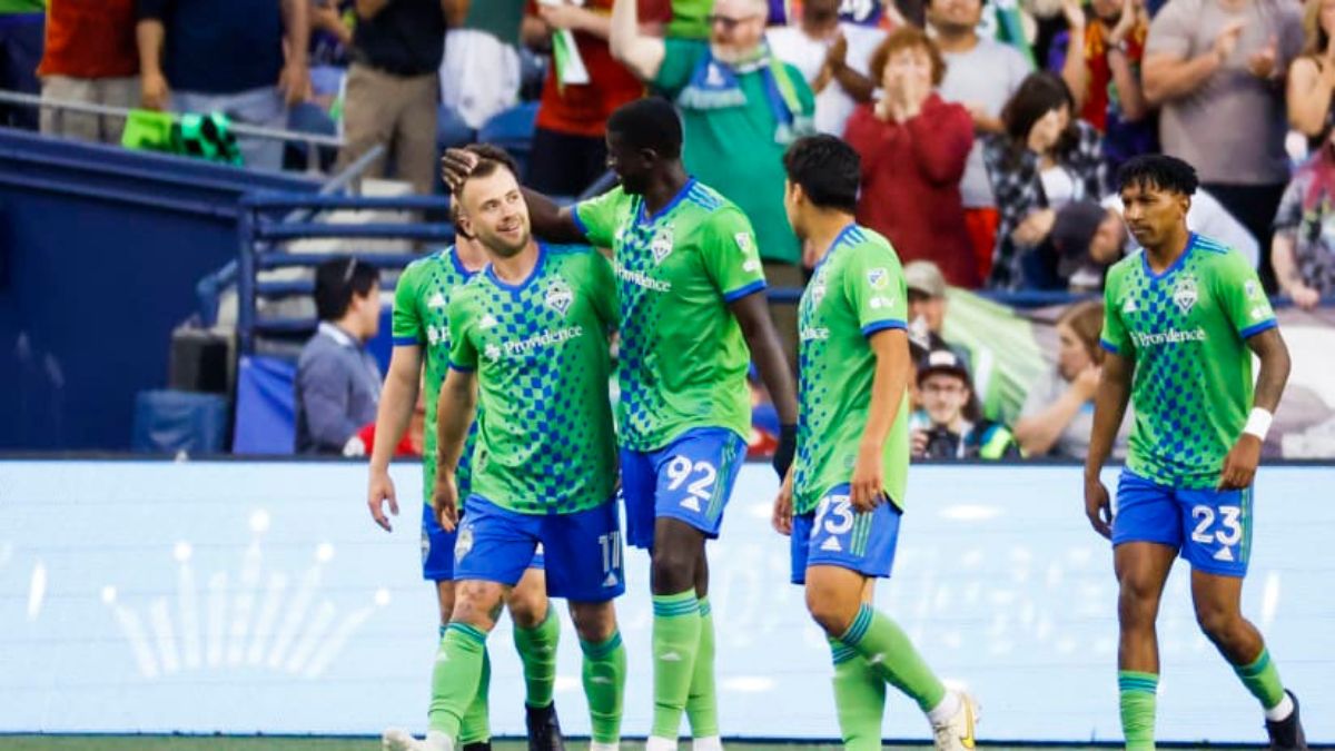 Despite outshooting the Brazilian side 23-12 and creating multiple chances in the closing stages, the Sounders were unable to find an equaliser.