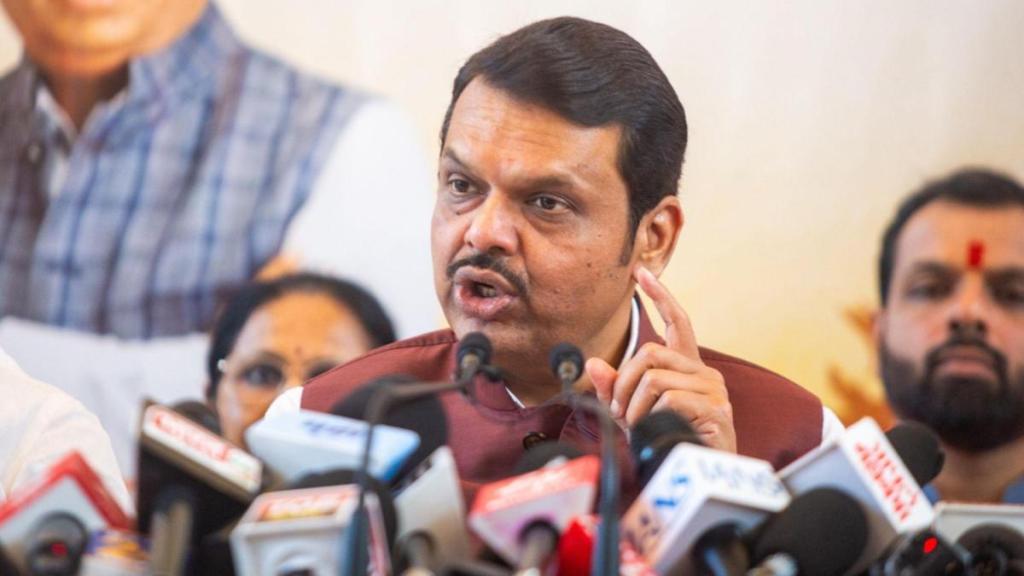 maharashtra government, maharashtra three language rule, maharashtra news, mumbai news, maharashtra schools, devendra fadnavis maharashtra government, maharashtra three language rule, maharashtra news, mumbai news, maharashtra schools, devendra fadnavis
