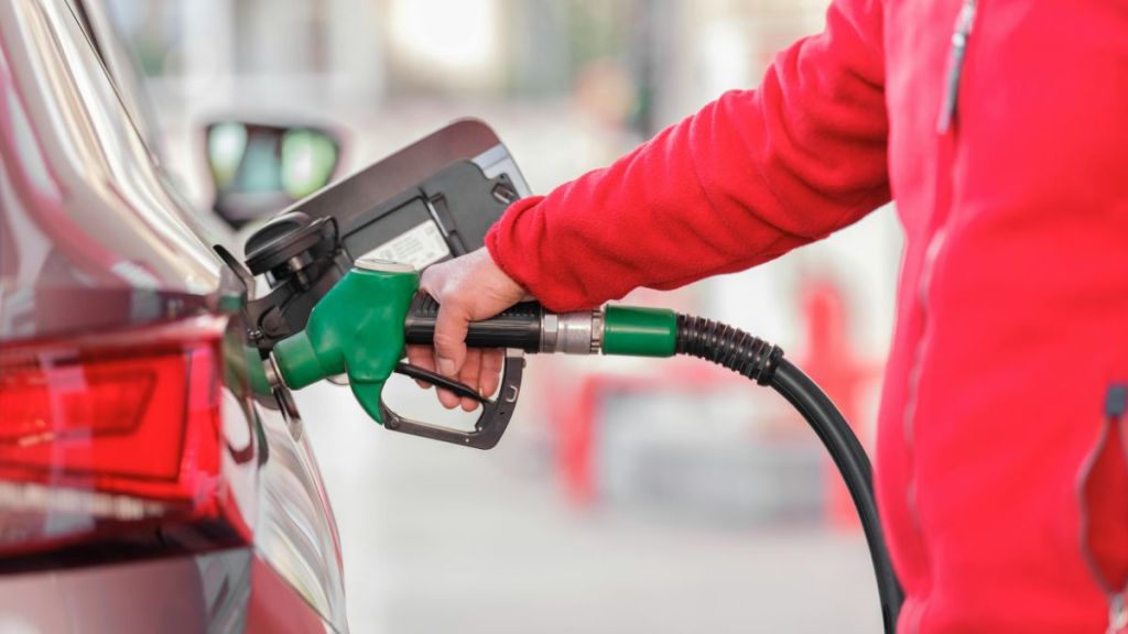 delhi fuel price diesel