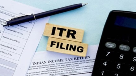 For unresolved ITR processing, discover how to check status and raise grievances on the Income Tax portal. (Image Source: Twitter)