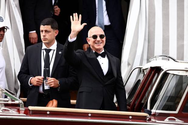 Amazon founder Jeff Bezos leaves Aman Venice hotel, on the second day of the wedding festivities of Bezos and journalist Lauren Sanchez, in Venice, Italy, June 27, 2025. (Photo source: Reuters).