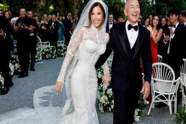 The newly wed couple. (Photo source: Reuters/Instagram)