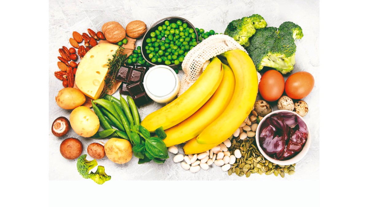 Struggling with frizzy hair, brittle nails, or dull skin? These common issues, like those experienced by Bareilly's Manu Bansal, often point to a biotin (Vitamin B7) deficiency. (Image Source: Fe)