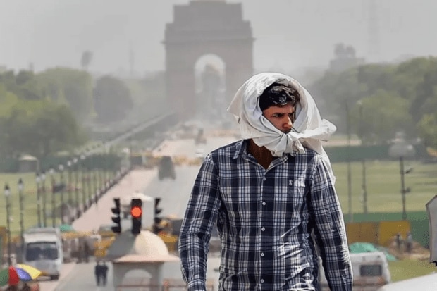 Along with Delhi, a red warning has also been issued for other states including Himachal Pradesh, Rajasthan and Punjab. (Photo Source - PTI)