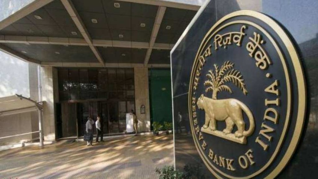 RBI, gold-backed loan, business models, NBFCs, gold loan norms, lenders, loan-to-value ratio, collateral valuation, borrower