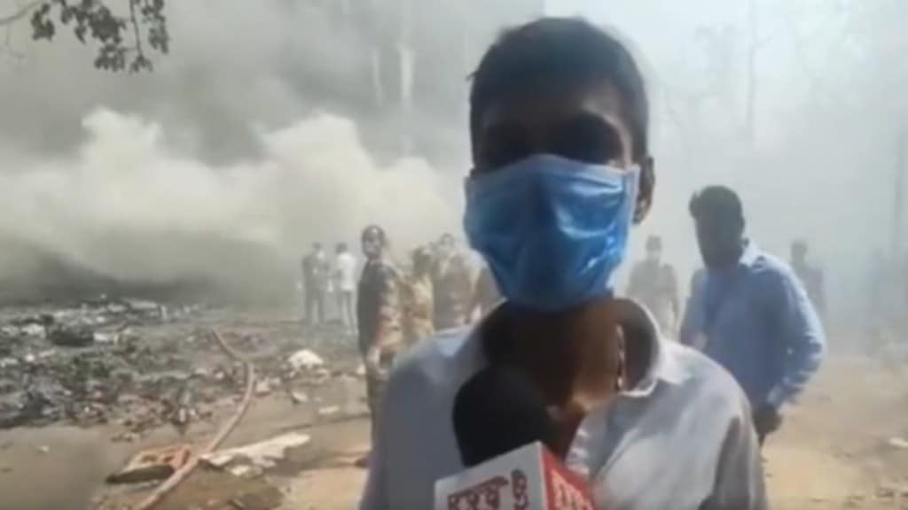 Eyewitness reveals what he saw after Air India plane crash today in Ahmedabad . (Image Source: PTI video screenshot) Eyewitness reveals what he saw after Air India plane crash today in Ahmedabad . (Image Source: PTI video screenshot)
