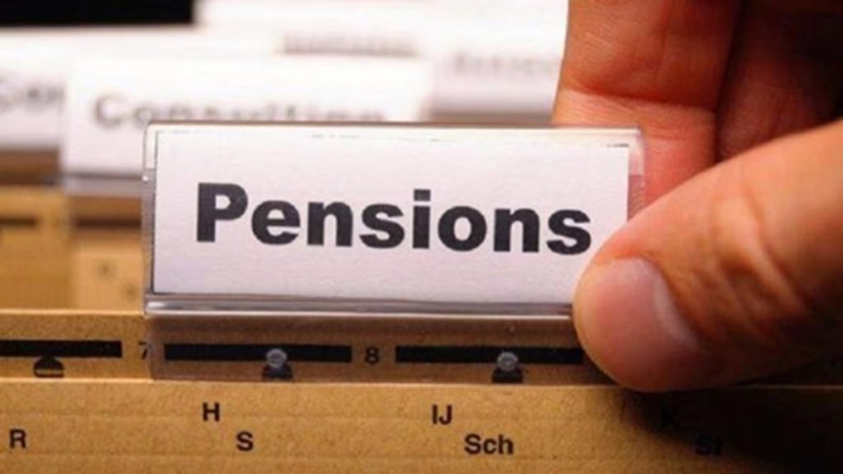 These central government employees can now get old pension scheme benefits under Unified Pension Scheme These central government employees can now get old pension scheme benefits under Unified Pension Scheme