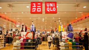 Globally, Uniqlo’s parent company, Fast Retailing, reported a 33% increase in profit, reaching $1 billion in the second quarter of 2025.