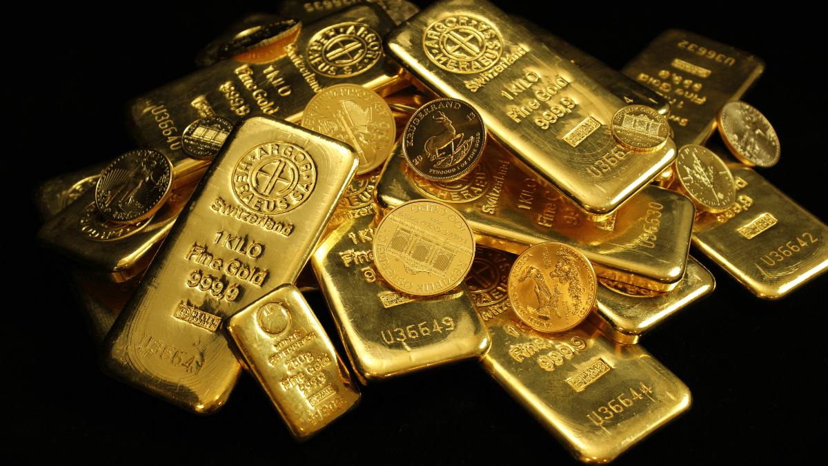 Gold's Rally Boosts Stability Amidst Volatility. (Image Source: Canva) Gold's Rally Boosts Stability Amidst Volatility. (Image Source: Canva)