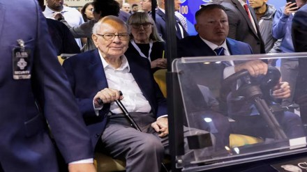Warren Buffett donates $6 billion Berkshire shares