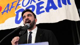 As a pro-immigrant candidate, Mamdani pushes back on anti-refugee sentiment and Trump-era policies like the Muslim ban.